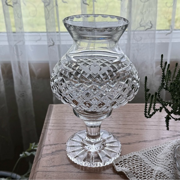 Galway Claddagh Ring Etched Hands crystal candle globe - Picture 2 of 13